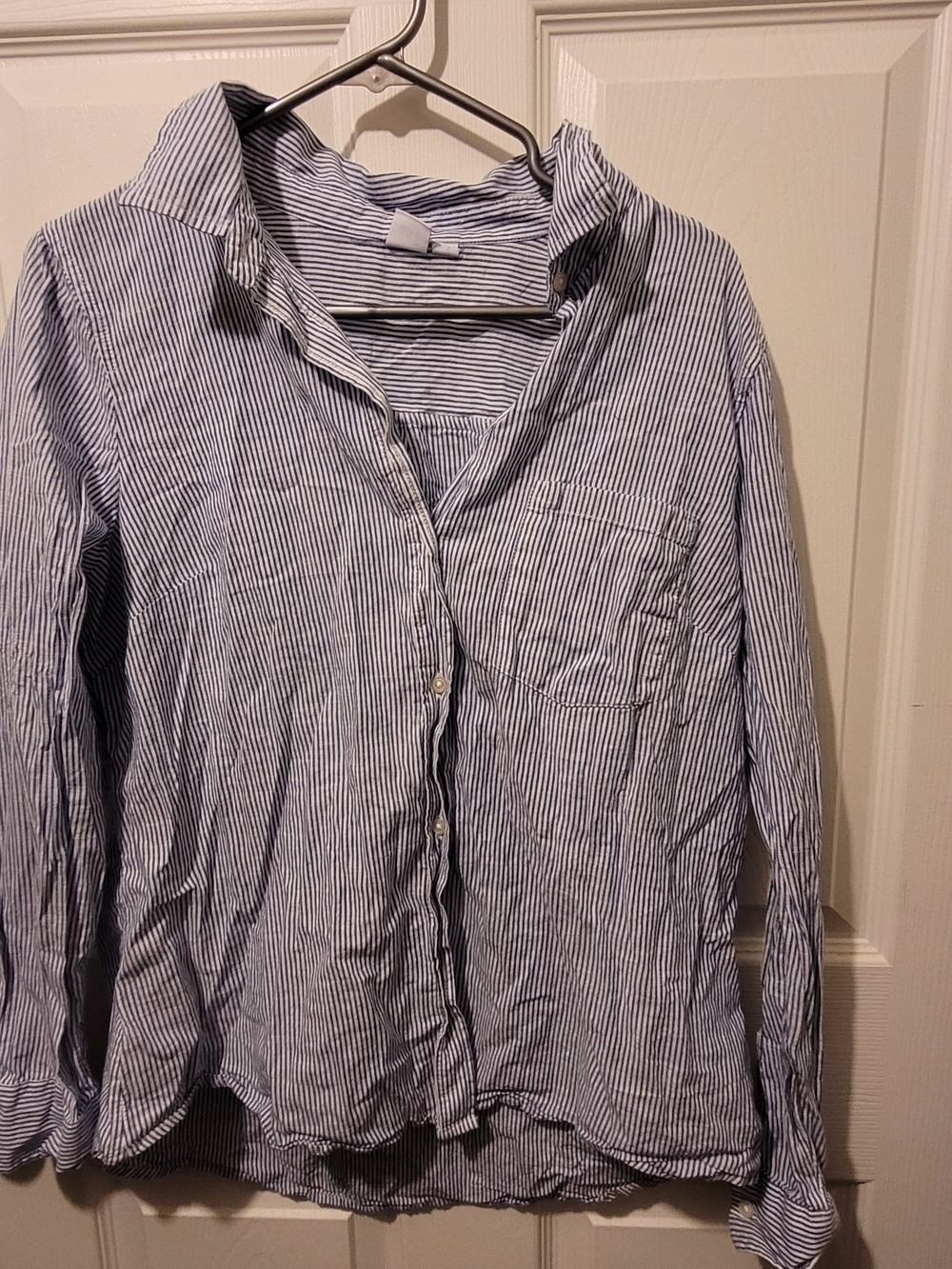 GAP Women  Blue and White Thin-Stripe Button-Down Shirt